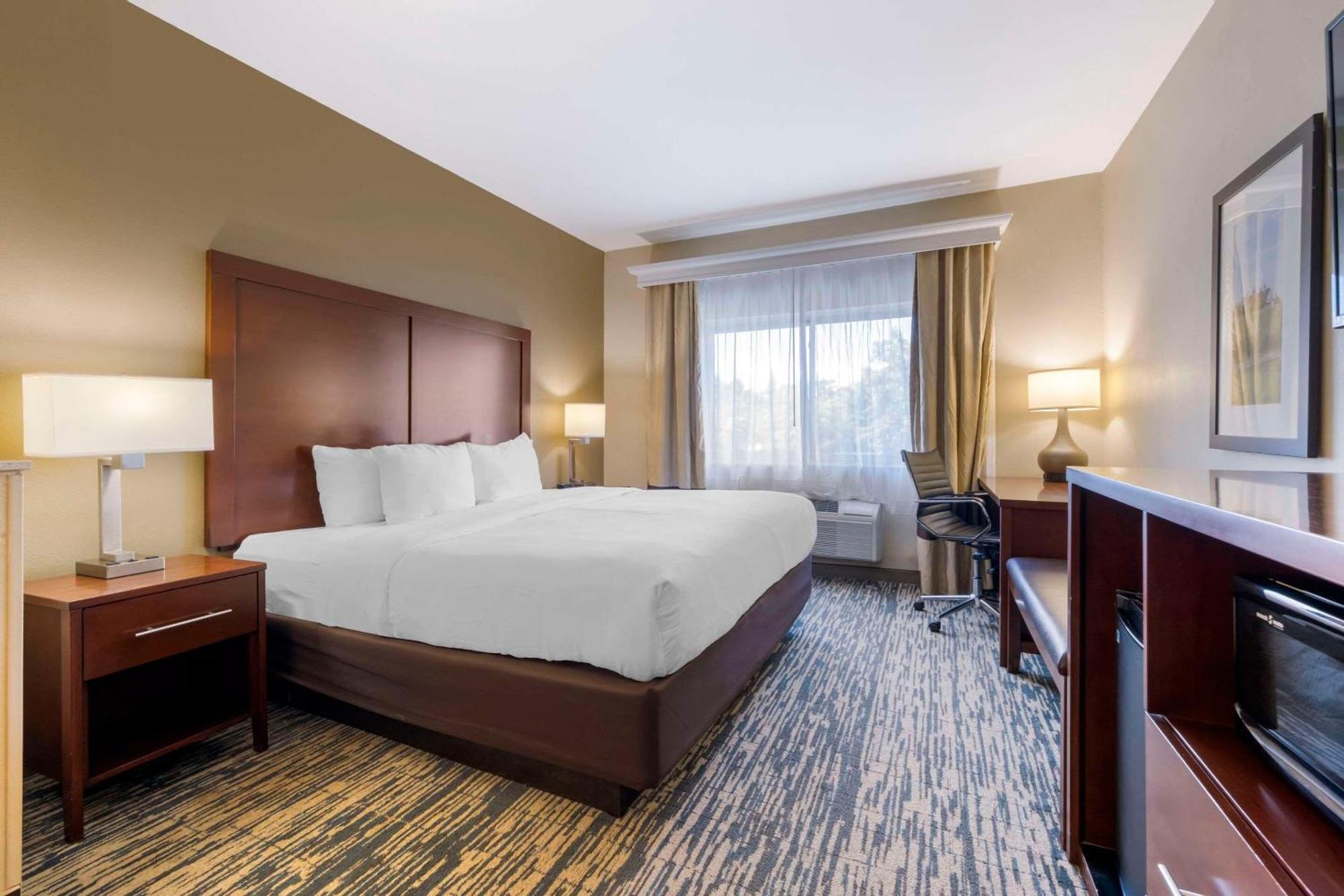 คอมฟอร์ต สวีท คีนแลนด์ Hotel เลกซิงตัน ภายนอก รูปภาพ